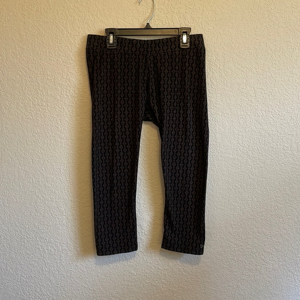 Pact capri leggings, medium
